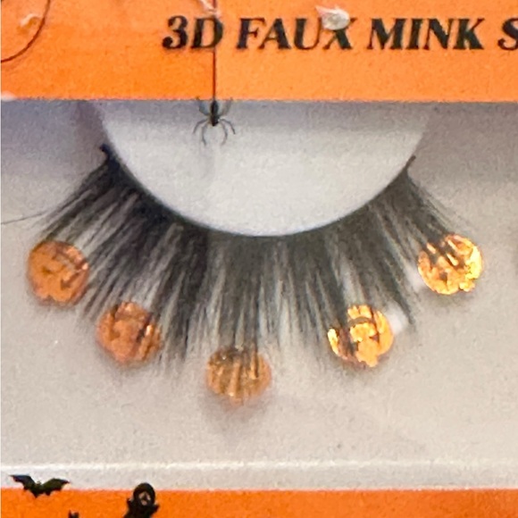 Kara Beauty Halloween Edition Dazzlelashes - Picture 2 of 5